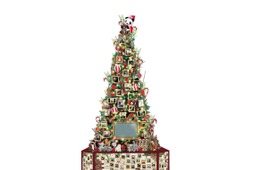 アトレ上野にシャンシャンモチーフのクリスマスツリーが登場…11月1日～12月25日 画像