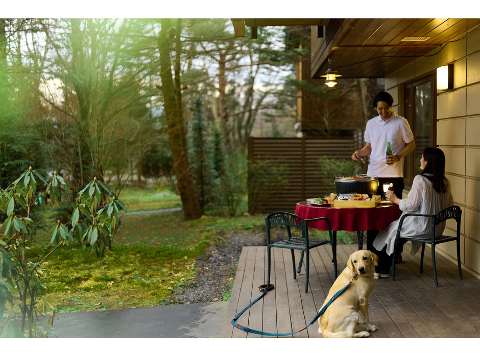 軽井沢マリオットホテル、「Terrace Dinner Stay -愛犬と楽しむ本格BBQ付-」を発売