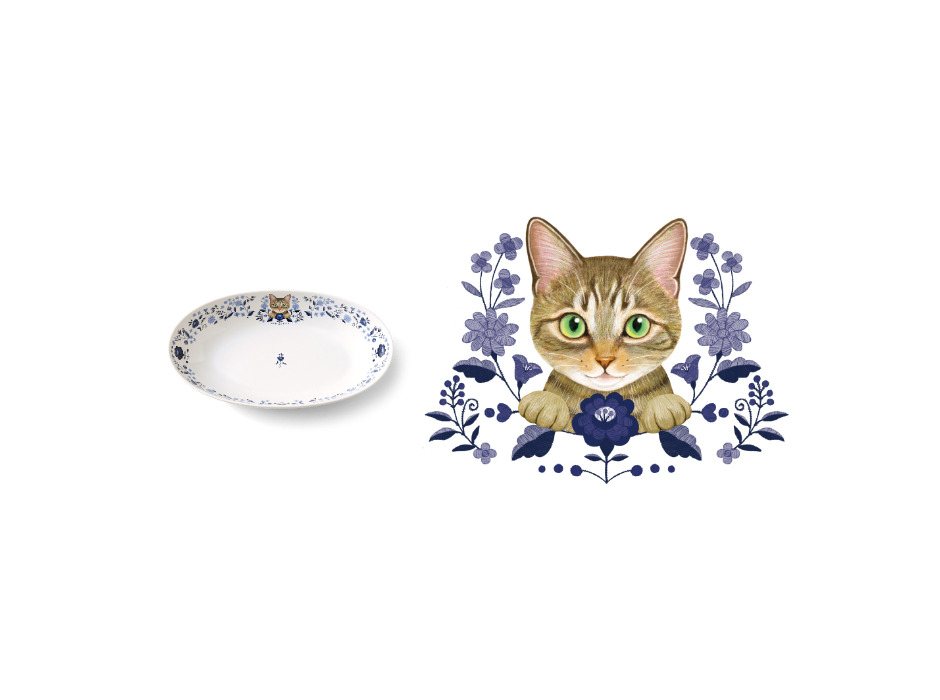 「猫とお花のカレーが入る深型オーバル皿」〈キジトラ〉