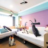 星野リゾート OMO7旭川、ペンギンをテーマにした新客室「ペンギンルーム」の予約開始